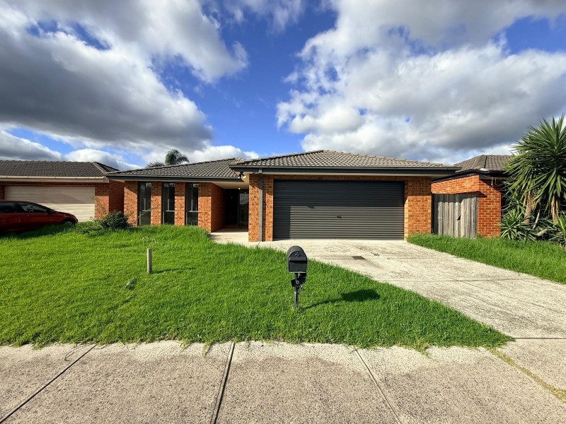 6 Day Place, Hampton Park VIC 3976