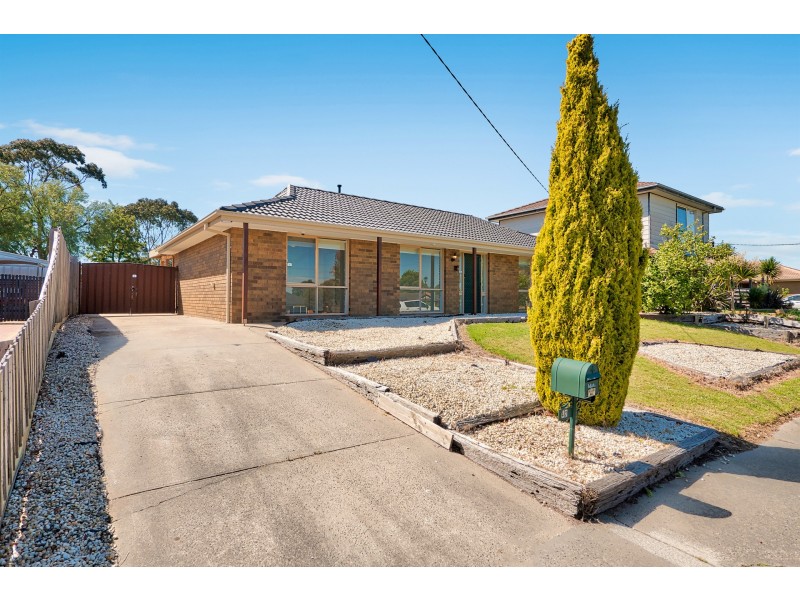42 Monahans Road, Cranbourne VIC 3977