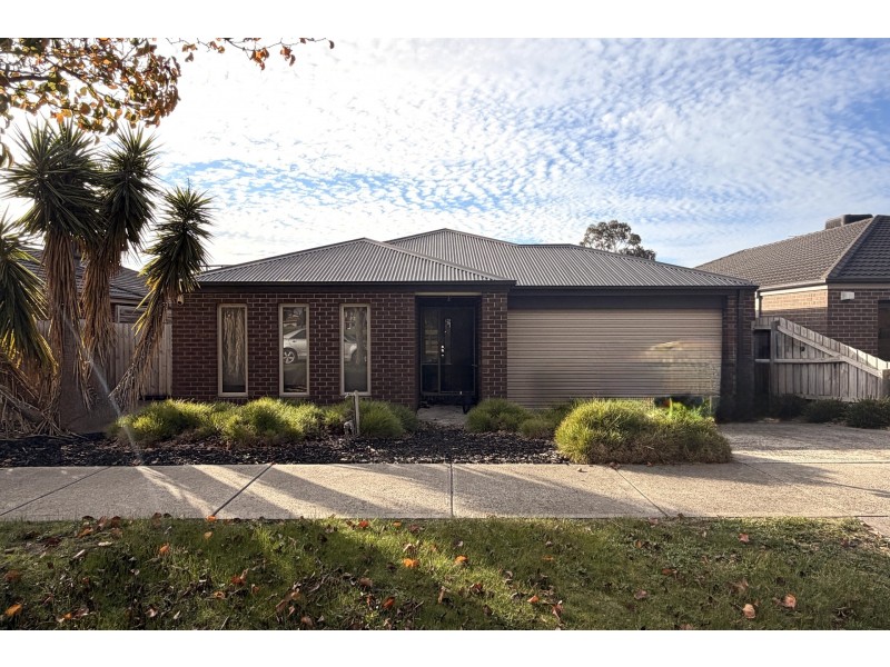 22 Kingsfield Crescent, Lynbrook VIC 3975