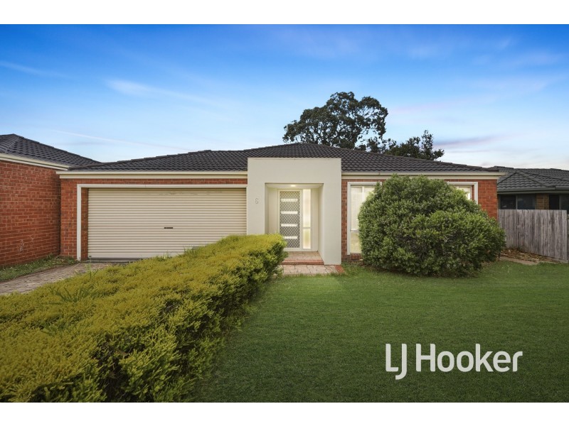 6 Naja Crescent, Hampton Park VIC 3976