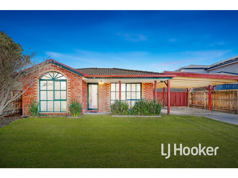 9 Camdale Close, Hampton Park VIC 3976