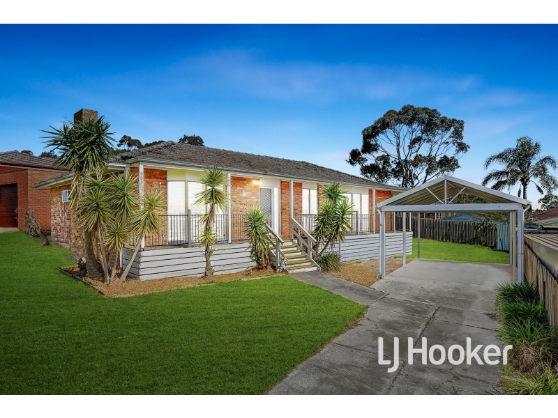 5 Munro Close, Hampton Park VIC 3976