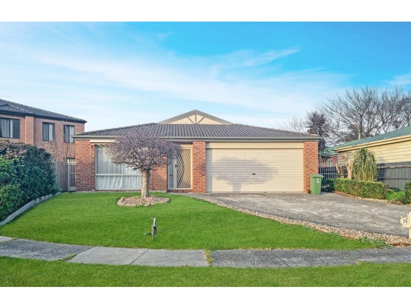 30 Mariner Close, Cranbourne North VIC 3977