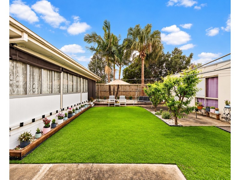 10 Carlisle Road, Hallam VIC 3803