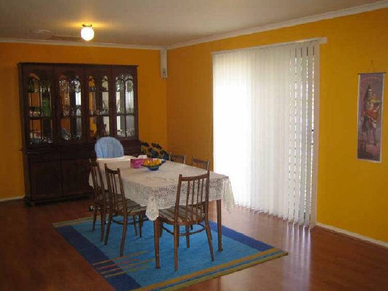 6 Tulsk Close, Hampton Park VIC 3976