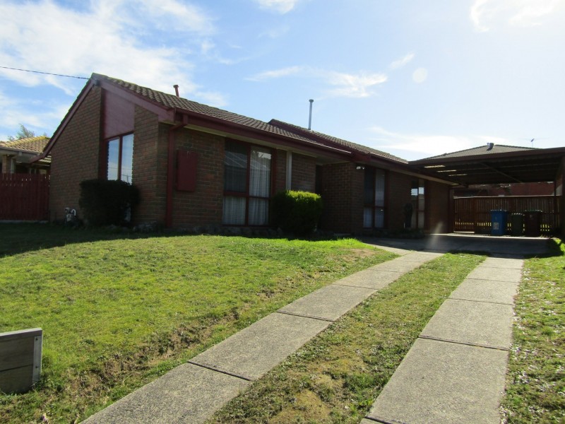 87 Warana Drive, Hampton Park VIC 3976