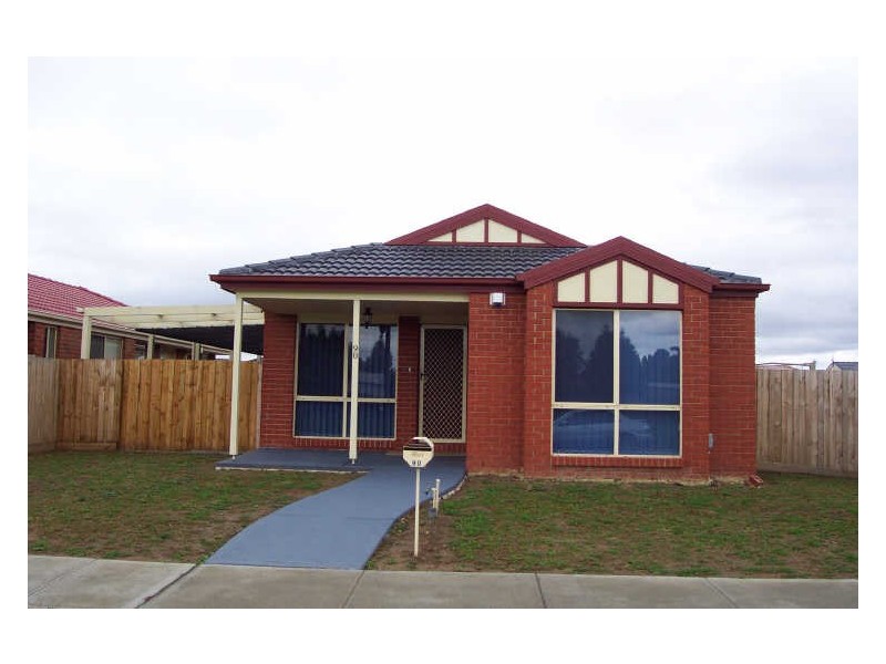 90 Oaktree Drive, Hampton Park VIC 3976