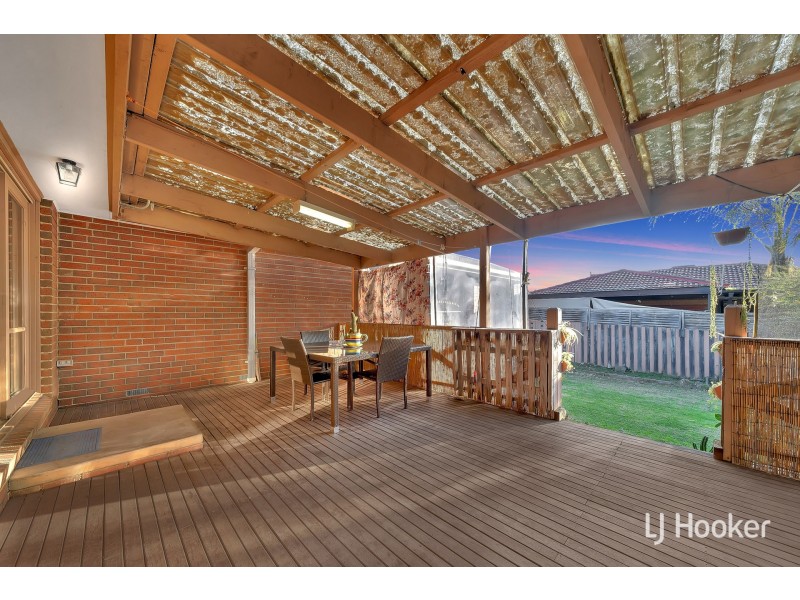 17 Cumberland Chase, Hampton Park VIC 3976