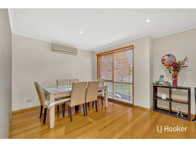 17 Cumberland Chase, Hampton Park VIC 3976