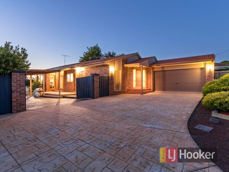 5 Victor Court, Hampton Park VIC 3976