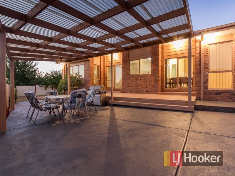 5 Victor Court, Hampton Park VIC 3976