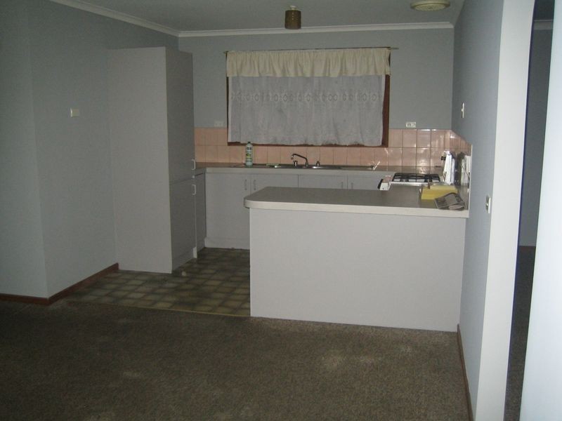 25 Pauline Court, Hampton Park VIC 3976
