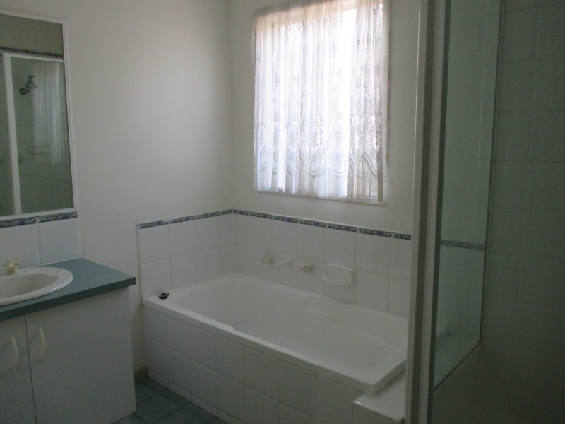19 The Glade, Hampton Park VIC 3976