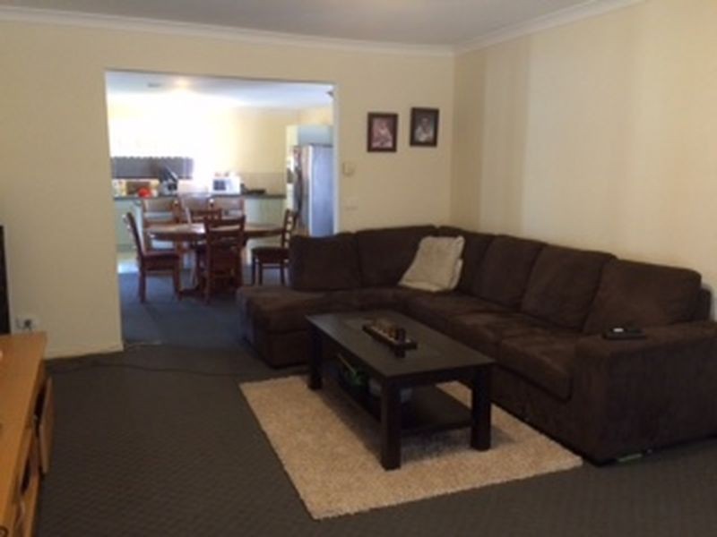 1 Donegal Way, Hampton Park VIC 3976