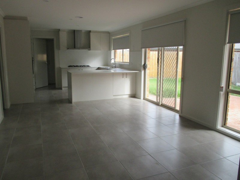 6 Viewside Way, Hampton Park VIC 3976