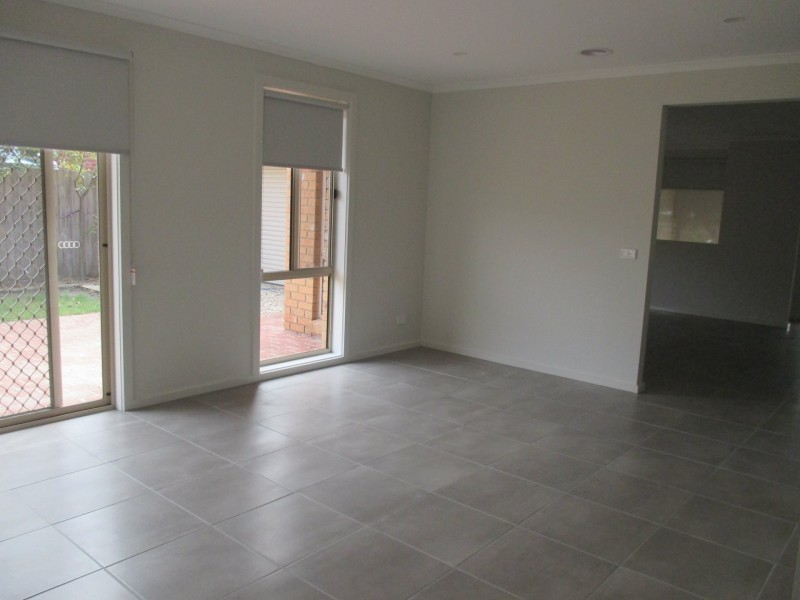 6 Viewside Way, Hampton Park VIC 3976