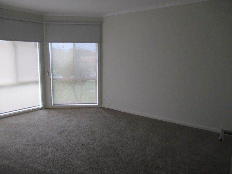 6 Viewside Way, Hampton Park VIC 3976