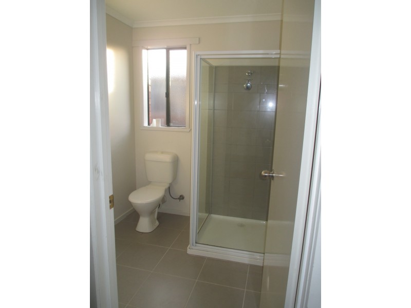 64 Central Road, Hampton Park VIC 3976