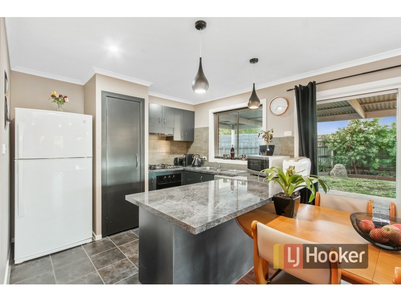 1 Breydon Place, Hampton Park VIC 3976