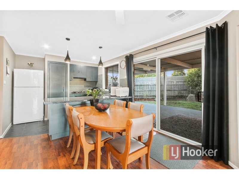 1 Breydon Place, Hampton Park VIC 3976