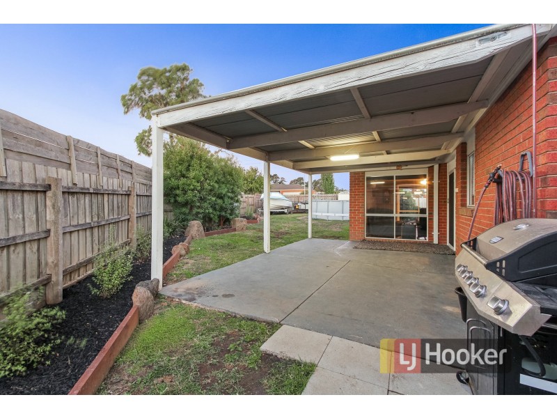 1 Breydon Place, Hampton Park VIC 3976