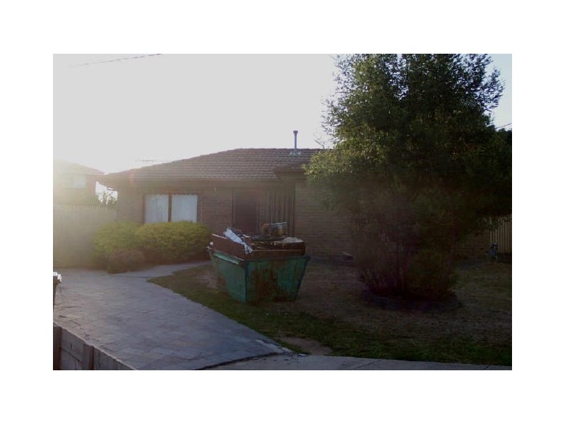 5 Ballina Place, Hampton Park VIC 3976