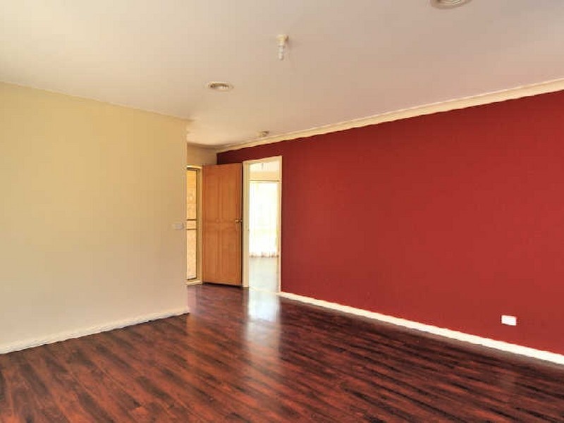 15 Arnica Close, Hampton Park VIC 3976