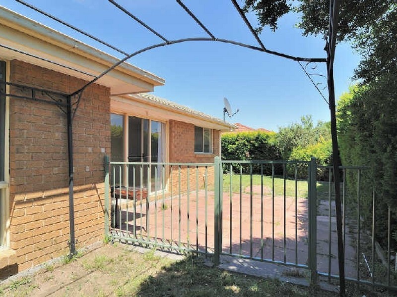 15 Arnica Close, Hampton Park VIC 3976