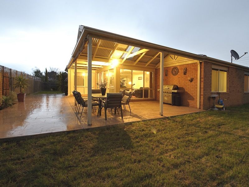 10 Cascade Way, Hallam VIC 3803