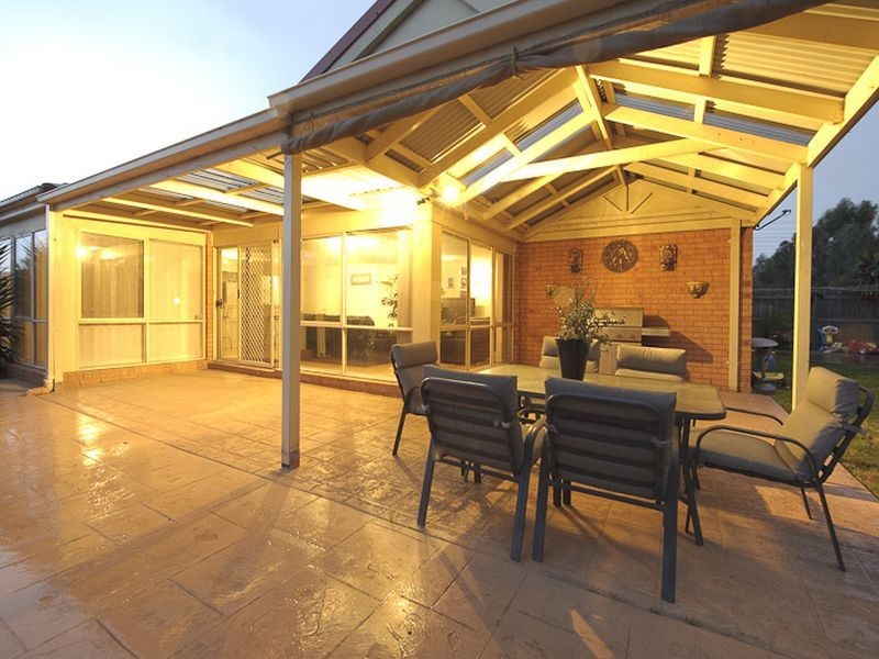 10 Cascade Way, Hallam VIC 3803