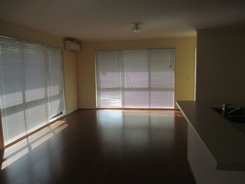 5 Springfield Crescent, Hampton Park VIC 3976