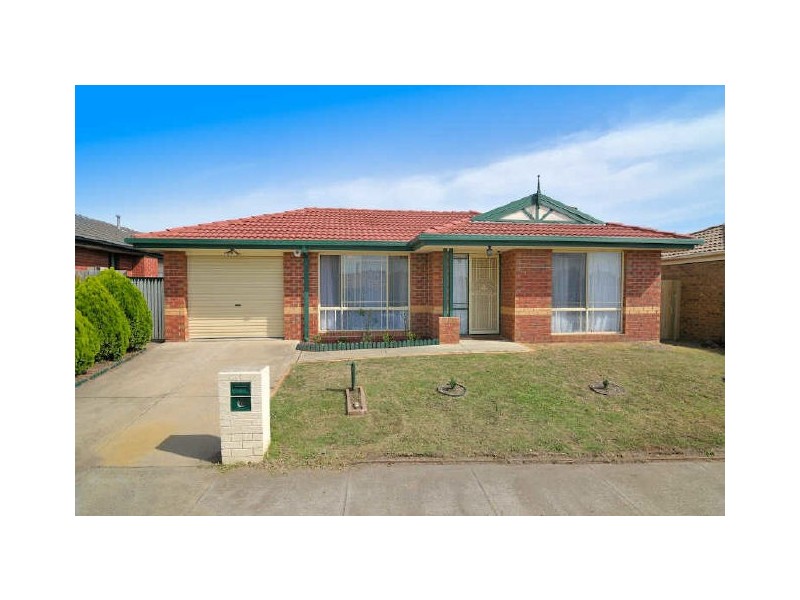 19 Mahogany Close, Hampton Park VIC 3976