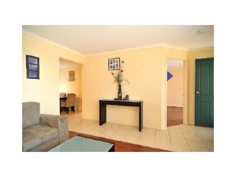 19 Mahogany Close, Hampton Park VIC 3976