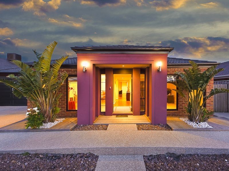 12 Glenbrook Crescent, Lynbrook VIC 3975