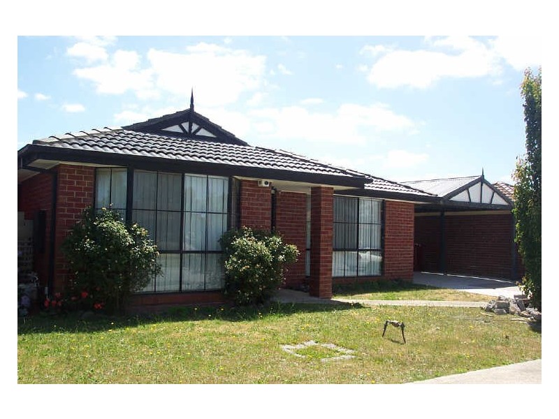 35 The Parkway, Hampton Park VIC 3976