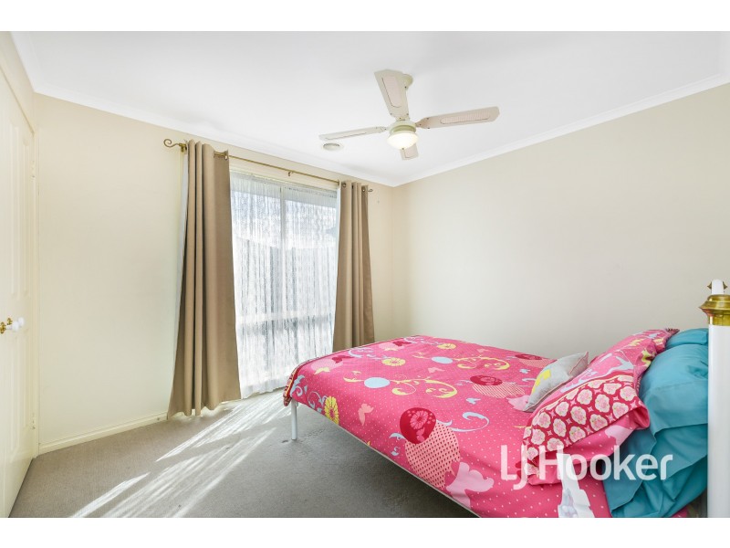 25 Kirkwood Crescent, Hampton Park VIC 3976