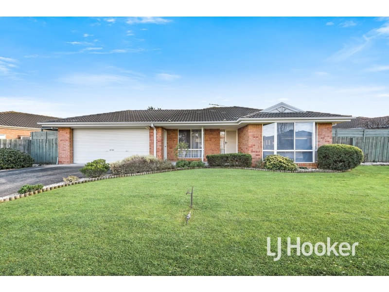 25 Kirkwood Crescent, Hampton Park VIC 3976