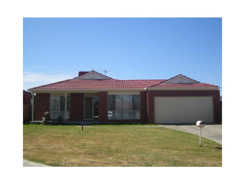 13 Nimbus Court, Hampton Park VIC 3976