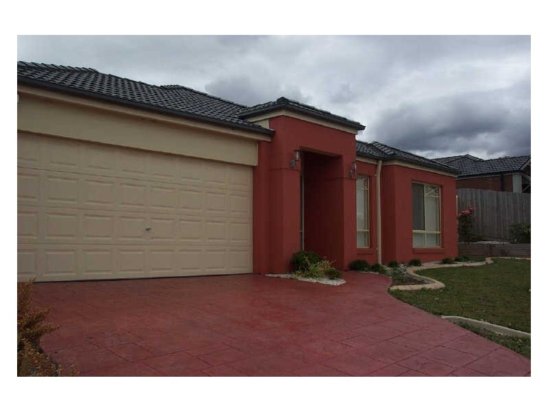 16 Silvercreek Drive, Lynbrook VIC 3975