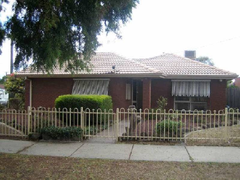 1 Dortad Court, Hampton Park VIC 3976