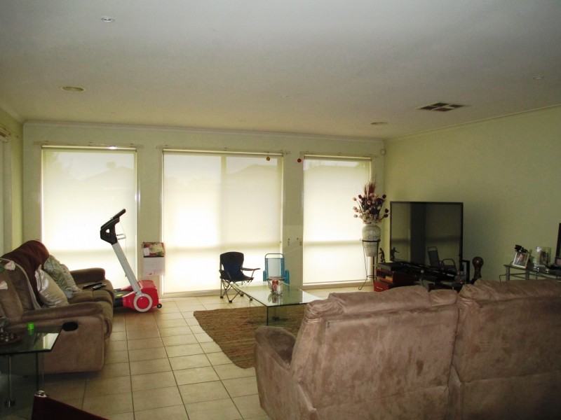 727 Glasscocks Road, Narre Warren South VIC 3805