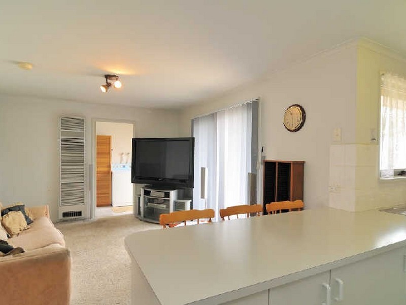 19 Ellindale Close, Hampton Park VIC 3976