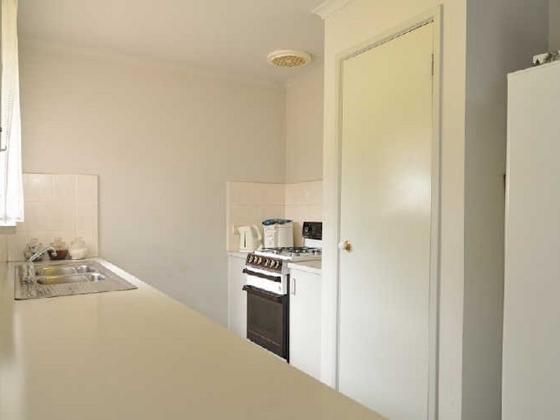 19 Ellindale Close, Hampton Park VIC 3976