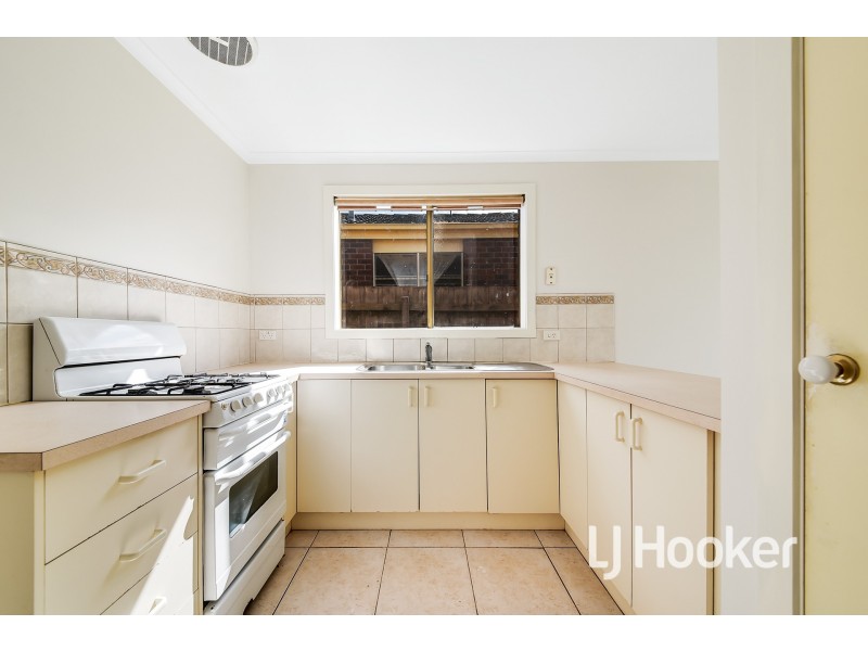 14 Oakman Way, Hampton Park VIC 3976