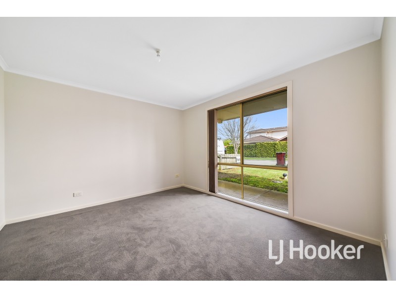 14 Oakman Way, Hampton Park VIC 3976