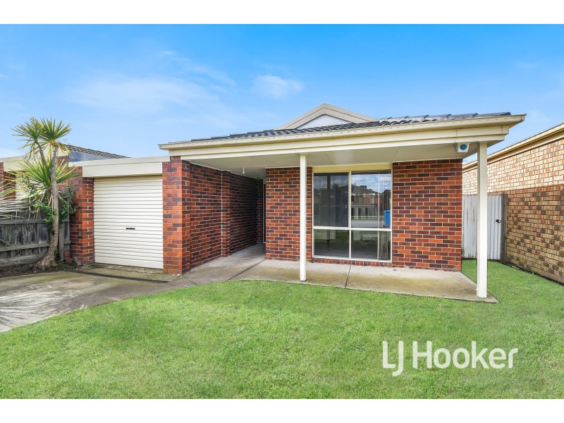 14 Oakman Way, Hampton Park VIC 3976