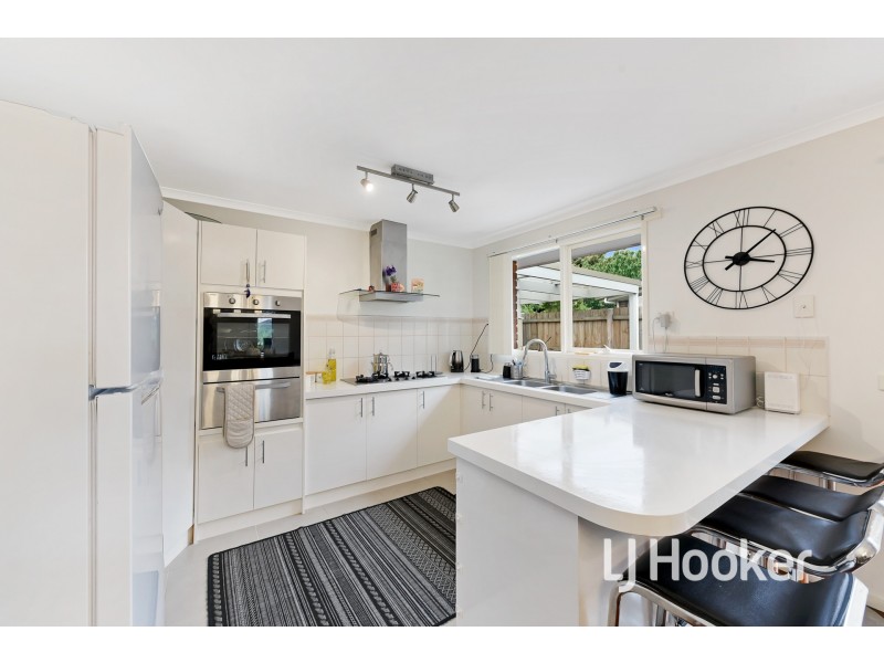 5 Dianna Court, Hampton Park VIC 3976