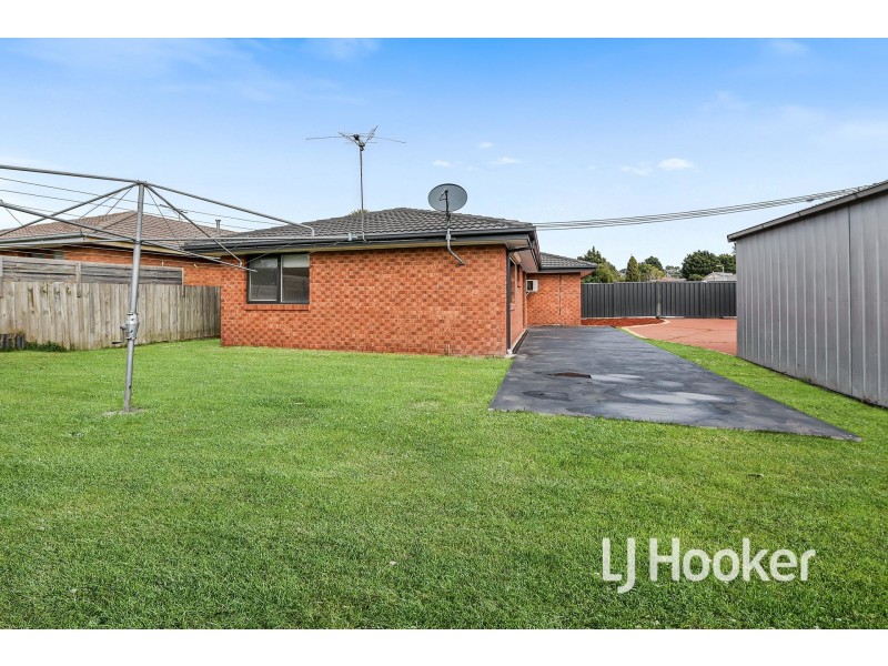 83 Coral Drive, Hampton Park VIC 3976