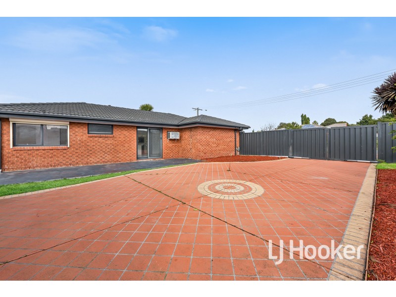 83 Coral Drive, Hampton Park VIC 3976