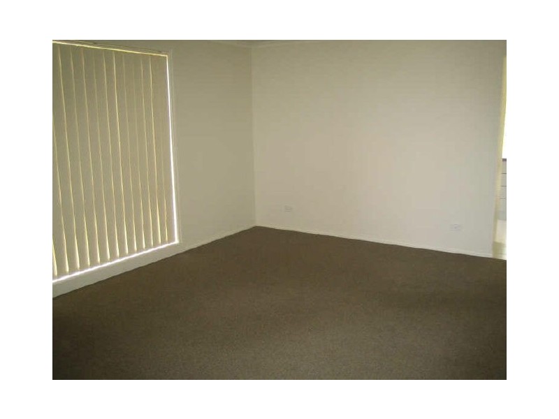 8 Providence Drive, Cranbourne VIC 3977